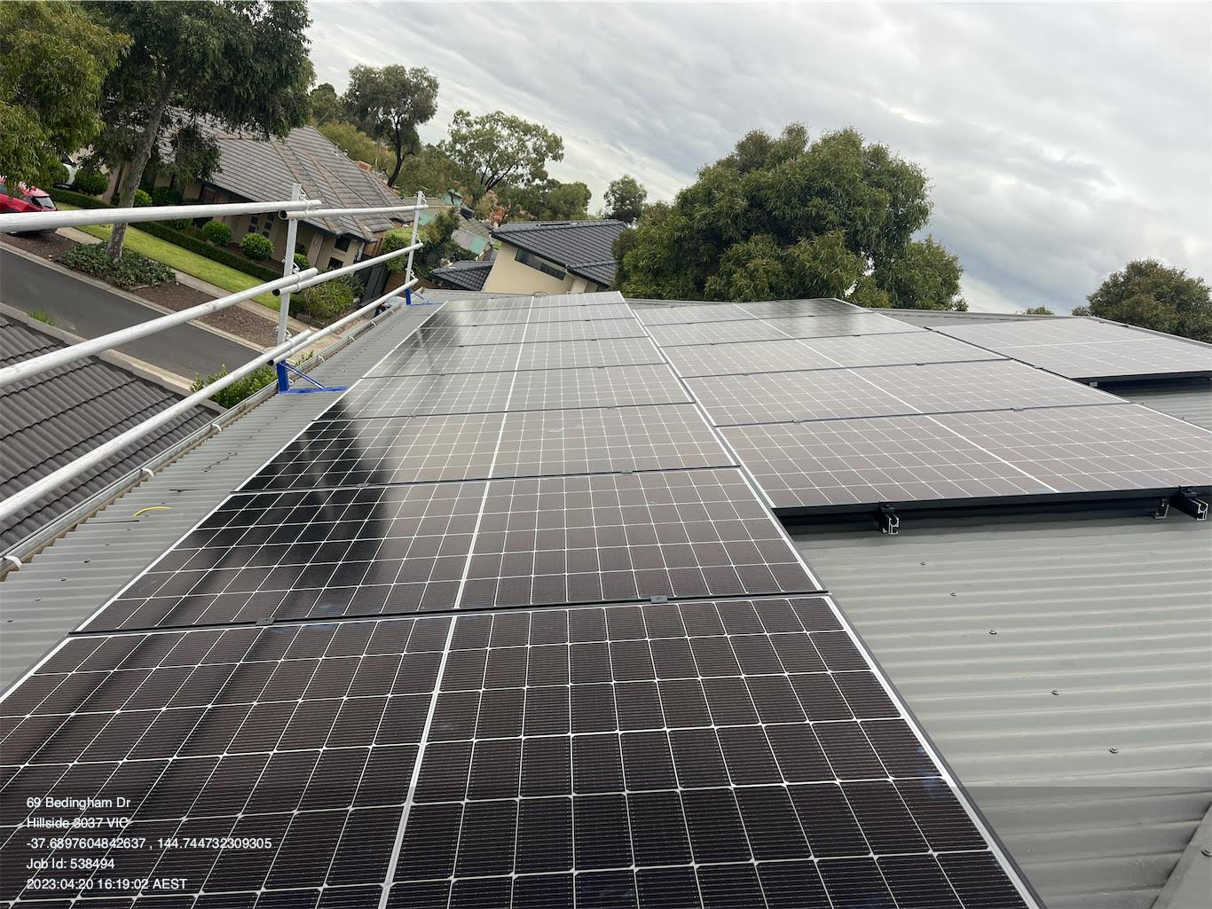 Government Battery Rebates Are Shrinking — Act Now